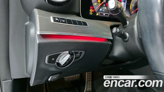 Mercedes-Benz CLS-Class 2020 — Photo 2/20