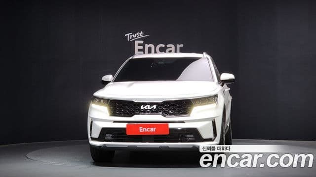 Kia Sorento 2023 — ფოტო 3/20
