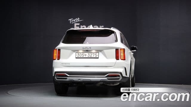 Kia Sorento 2023 — ფოტო 4/20
