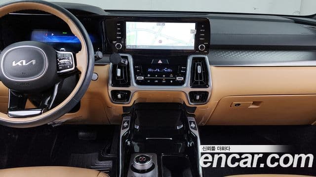 Kia Sorento 2023 — ფოტო 14/20