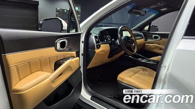 Kia Sorento 2023 — Фото 11/20