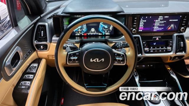Kia Sorento 2023 — Фото 14/20