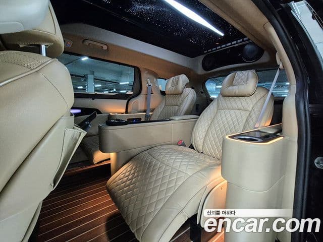 Kia Carnival 2021 — Şəkil 12/20