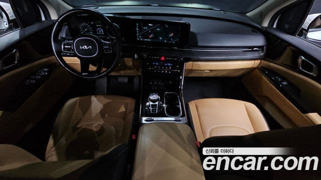 Kia Carnival 2022 — Photo 8/20