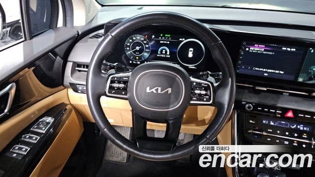 Kia Carnival 2022 — Photo 10/20