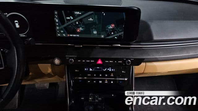 Kia Carnival 2022 — Photo 16/20