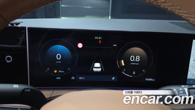 Hyundai Santa Fe 2024 — ფოტო 8/20
