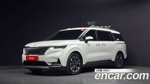 Kia Carnival 2022 — Фото 1/20