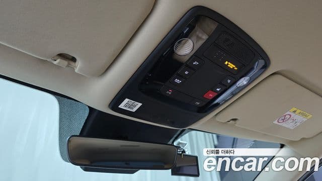 Kia Carnival 2022 — Фото 18/20