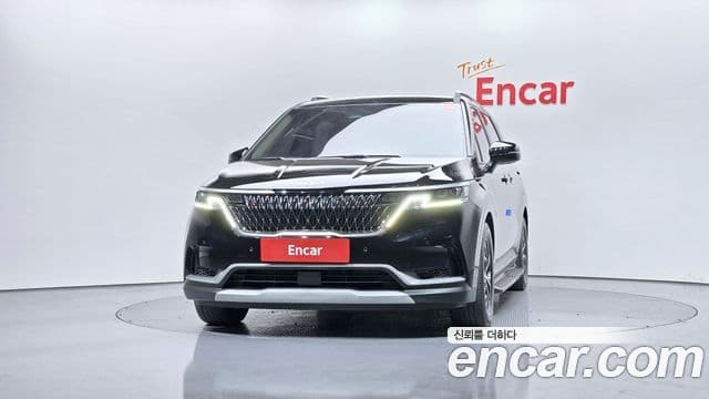 Kia Carnival 2022 — ფოტო 3/20