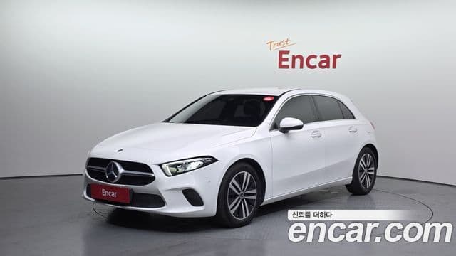 Mercedes-Benz A-Class 2022 — Şəkil 12/20