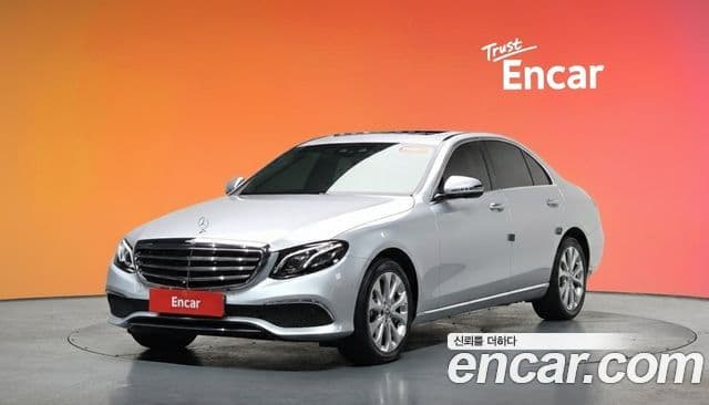 Mercedes-Benz E-Class 2018 — Şəkil 1/20