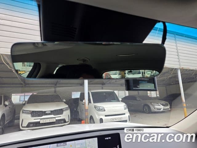 Genesis GV70 2021 — ფოტო 13/16