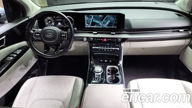 Kia Carnival 2020 — ფოტო 9/20