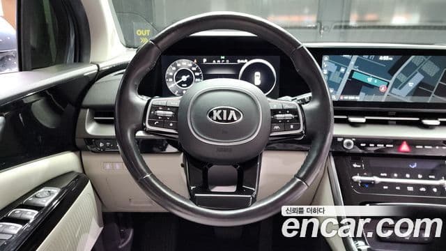 Kia Carnival 2020 — ფოტო 12/20