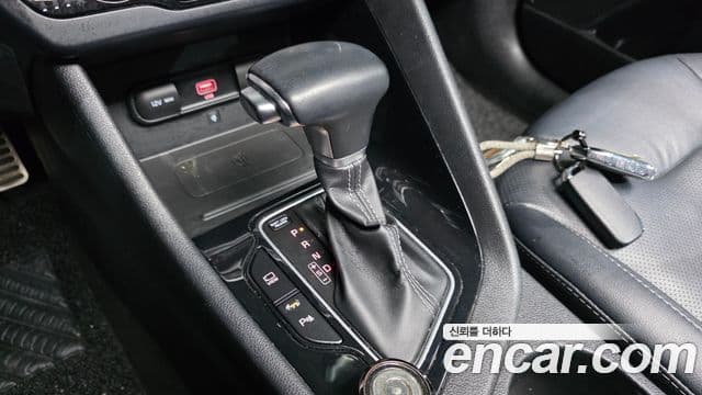 Kia Niro 2020 — Фото 9/20