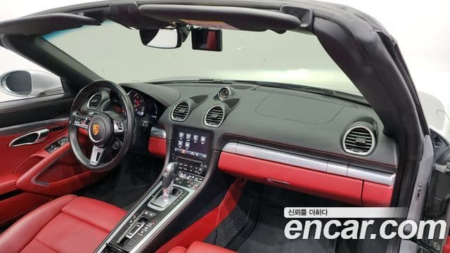 Porsche 718 Boxster 2024 — ფოტო 19/20