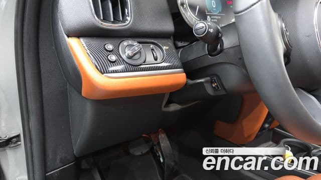 Mini Cooper S Countryman 2023 — ფოტო 13/20
