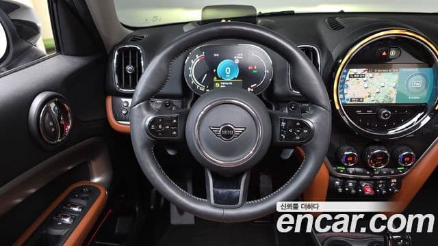 Mini Cooper S Countryman 2023 — ფოტო 14/20