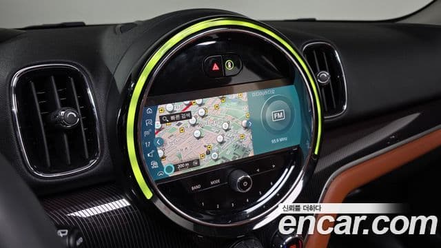 Mini Cooper S Countryman 2023 — ფოტო 15/20