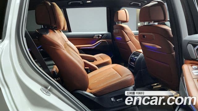 BMW X7 2023 — ფოტო 12/20