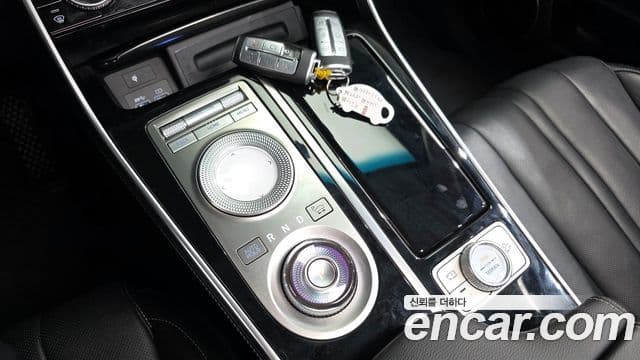Genesis GV80 2020 — ფოტო 9/20