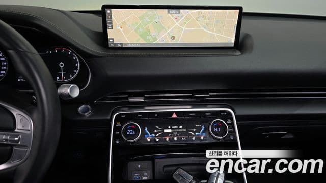 Genesis GV80 2020 — ფოტო 15/20