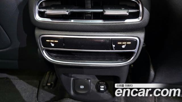 Genesis GV80 2020 — ფოტო 19/20