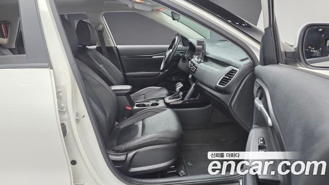 Kia Seltos 2021 — Şəkil 14/20