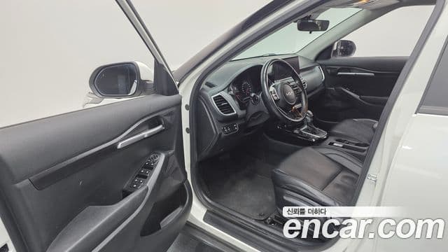 Kia Seltos 2021 — Şəkil 10/20