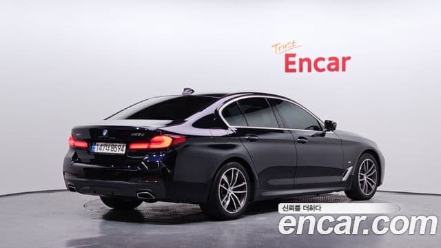 BMW 5 Series 2021 — Şəkil 2/20