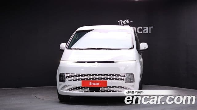 Hyundai Staria 2024 — Şəkil 3/20