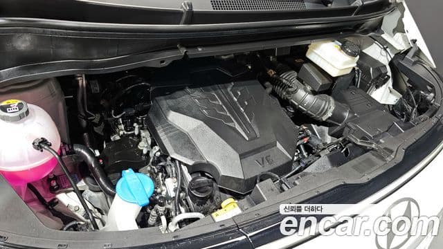 Hyundai Staria 2024 — фото 6 из 20