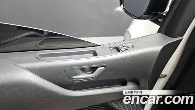 Hyundai Staria 2024 — Şəkil 18/20
