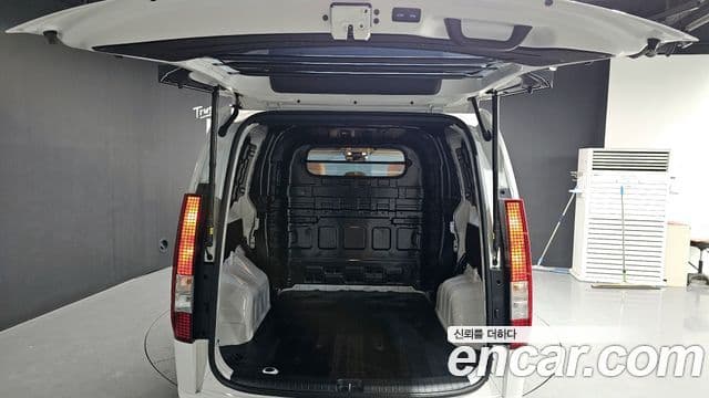 Hyundai Staria 2024 — Şəkil 20/20