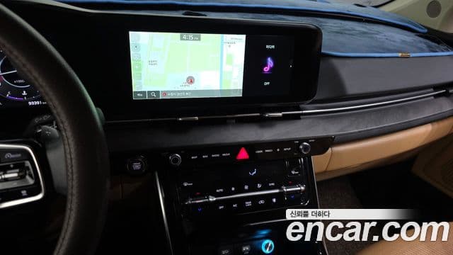 Kia Carnival 2023 — Фото 15/20