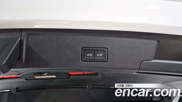 Volkswagen Touareg 2024 — Şəkil 20/20
