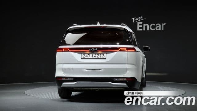 Kia Carnival 2022 — Фото 4/20