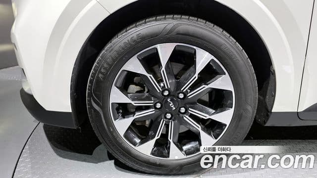 Kia Carnival 2022 — Фото 5/20