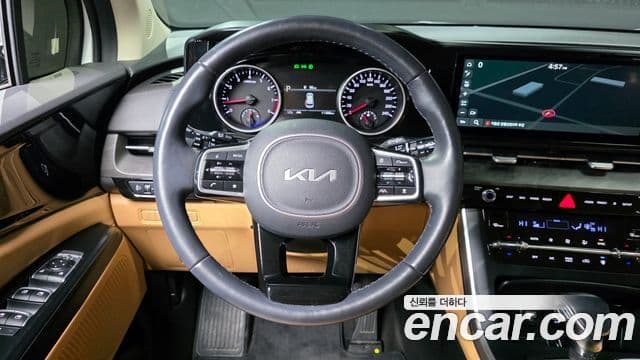 Kia Carnival 2022 — Фото 13/20