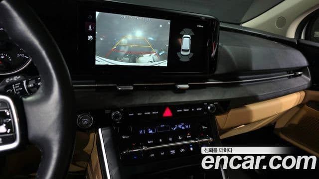 Kia Carnival 2022 — Фото 15/20