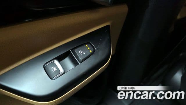 Kia Carnival 2022 — Фото 18/20