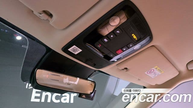 Kia Carnival 2022 — Фото 19/20