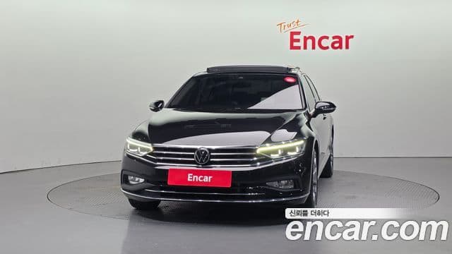 Volkswagen Passat GT 2022 — Şəkil 2/20