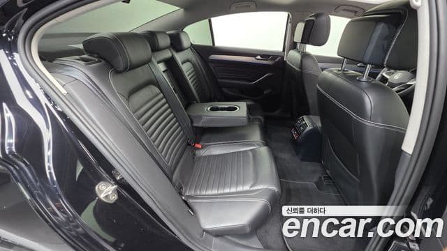 Volkswagen Passat GT 2022 — Şəkil 19/20