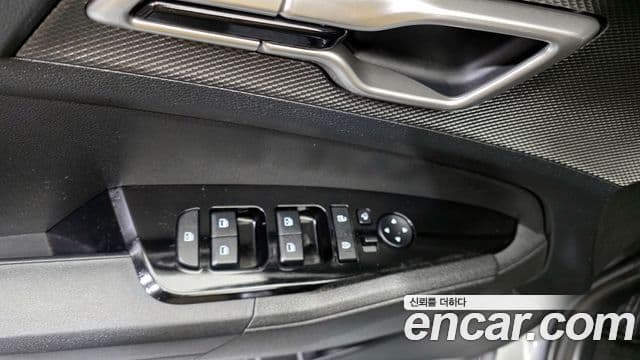 Kia Sportage 2021 — ფოტო 14/20
