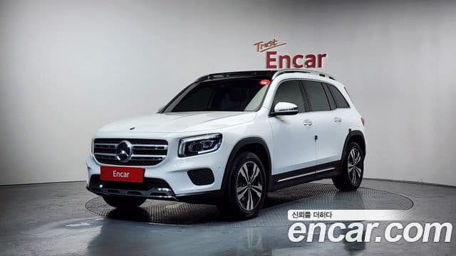Mercedes-Benz GLB-Class 2021 — ფოტო 1/20