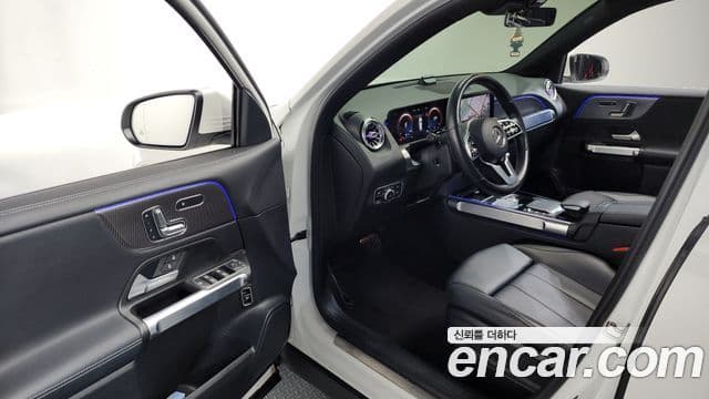Mercedes-Benz GLB-Class 2021 — ფოტო 10/20