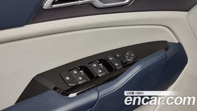 Kia Sportage 2022 — ფოტო 13/20