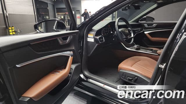 Audi A6 2022 — ფოტო 8/20